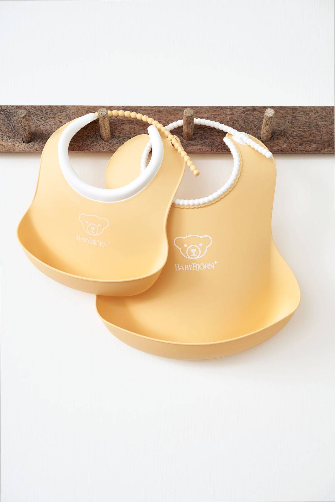 BABYBJÖRN - Soft Bibs - small&big - Powder Yellow - Dzieci i niemowlęta > Karmienie > Śliniaczki