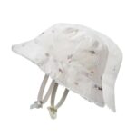 Biały kapelusz bucket hat z nadrukiem kosmosu dla dziecka 1-2 lata z wiązaniem pod brodą. Elodie Details Kapelusz Bucket Hat Playground Spaceland 1-2 lata