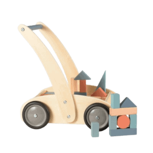 Drewniany pchacz jeździk z klockami w naturalnych kolorach dla dziecka. Egmont Toys Drewniany jeździk/pchacz z klockami
