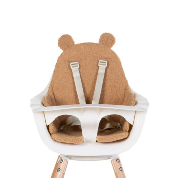 Dwustronny ochraniacz do krzesełka dziecięcego w kolorze brązowym z uszami misia dla niemowlaka. Childhome Dwustronny ochraniacz do krzesełka Evolu 2 Teddy Bear
