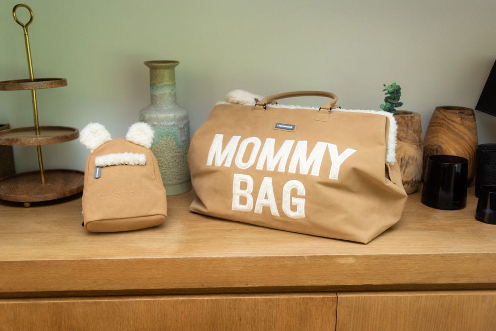 Dziecięcy plecak beżowy z uszami pluszowy dla dziecka i torba z napisem mommy bag beżowa z uchwytem na ramię. Childhome Plecak dziecięcy My First Bag Suede-Look