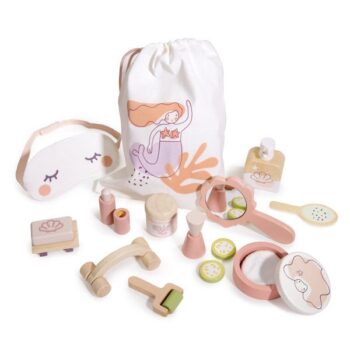 Drewniany zestaw do zabawy spa z lusterkiem, wałkiem, kremami i akcesoriami dla dzieci w woreczku z nadrukiem syrenki. Tender Leaf Toys Drewniany zestaw SPA