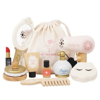 Drewniany zestaw kosmetyków dla dzieci suszarka grzebień lusterko pomadka perfumy lakiery do paznokci krem do rąk dla dziecka. Le Toy Van Zestaw kosemtyków drewnianych