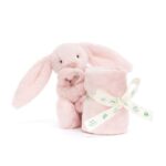 Jasno różowy króliczek pluszowy z długimi uszami z dołączonym kocykiem przytulanką dla niemowlaka. Jellycat Króliczek Szmatka Przytulanka Jasno Różowa 34 cm Króliczki