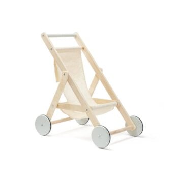 Drewniany wózek dla lalek z jasnym materiałowym siedziskiem i białymi kołami dla dziecka. Kid’s Concept Wózek dla lalek KID’S HUB