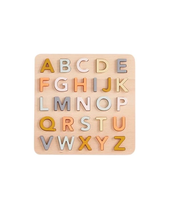 Drewniana układanka z literami alfabetu w różnych kolorach dla dzieci. Kid’s Concept Puzzle ABC