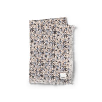 Kocyk dziecięcy z bawełny w drobne kwiaty w odcieniach niebieskiego i beżu. Elodie Details Kocyk Soft Cotton Blanket Blue Garden