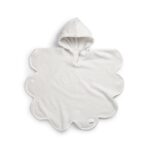 Białe ponczo kąpielowe z kapturem dla dziecka z miękkiego materiału o falistym kształcie. Elodie Details Poncho kąpielowe Vanilla White NEW