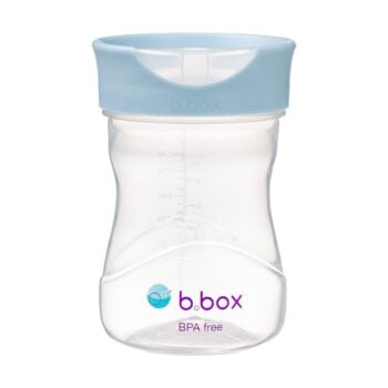 Przezroczysty kubek niekapek z niebieską pokrywką 240 ml dla dziecka. b.box Kubek treningowy 240 ml błękitny