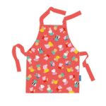 Czerwony fartuszek kuchenny dla dzieci z kolorowymi postaciami Świnki Peppy i zwierzątek wodoodporny. Petit Jour Paris Fartuszek kuchenny dla dzieci wodoodporny Świnka Peppa