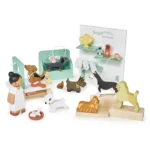 Drewniane figurki zwierzątek i postaci do zabawy salonem piękności dla psów dla dzieci. Tender Leaf Toys Drewniane figurki do zabawy salon piękności dla psów