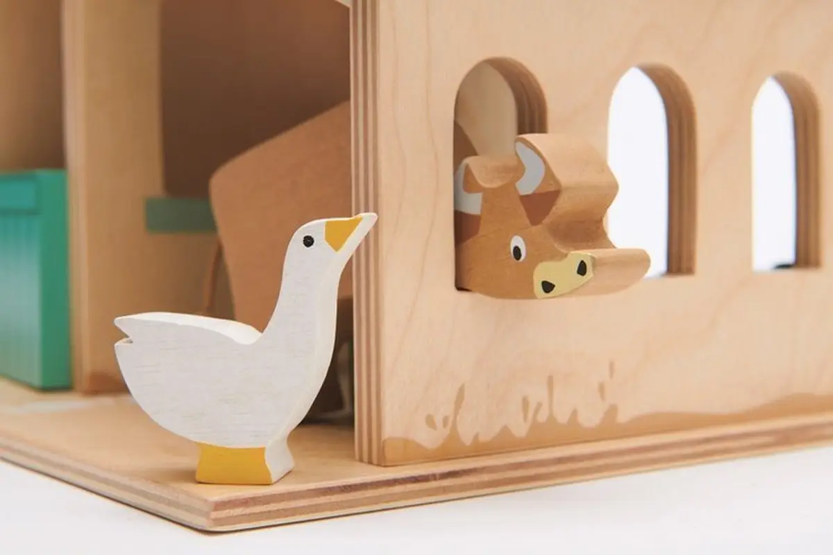 Drewniana biała gęś figurka do zabawy farma dla dzieci. Tender Leaf Toys Drewniane figurki do zabawy farma z zwierzątkami
