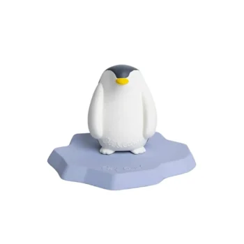 Biały i szary pingwin z żółtym dziobem na niebieskiej podstawce zabawka do kąpieli dla dziecka. Oli & Carol Zabawka do Kąpieli Ice Animals Pingwin