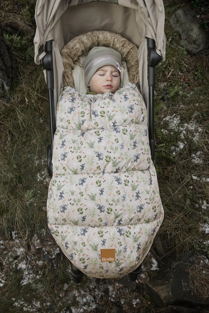 Czapka zimowa w jasnym kolorze z delikatnym wzorem dla niemowlaka 0-6 miesięcy. Elodie Details Czapka Hazy Jade 0-6 m-cy