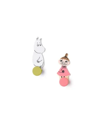 Zestaw dwóch dziecięcych wieszaków z postaciami z Muminków biały i różowy. Kid’s Concept Wieszaki Mała Mi MOOMIN 2 sztuki