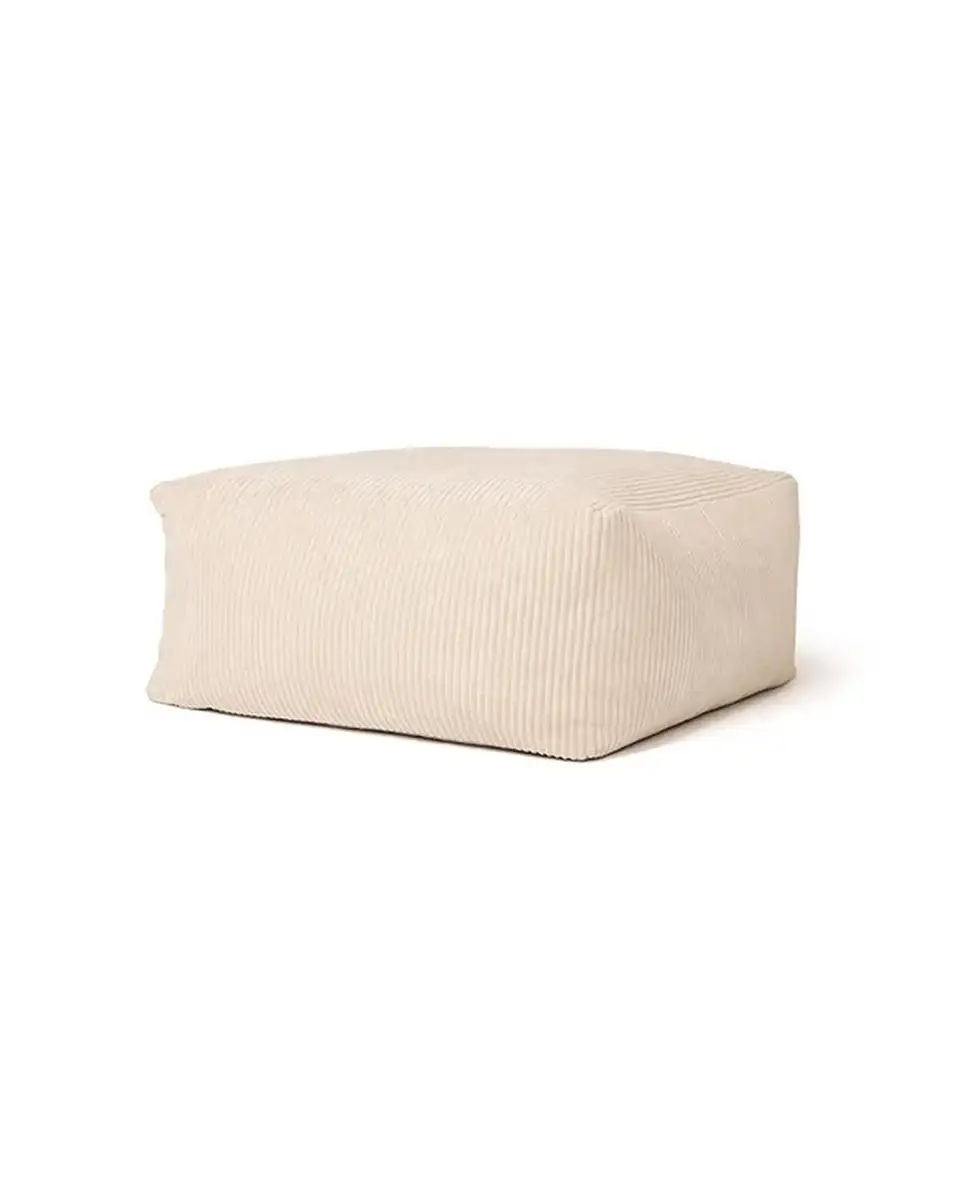 Kwadratowa pufa dziecięca w kolorze ecru z miękkiego materiału w prążki. Kid’s Concept Pufa off-white