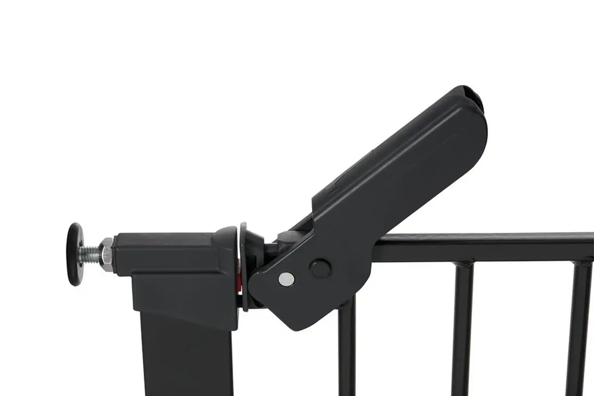 Czarna rozporowa bramka ochronna dla dzieci z mechanizmem blokującym. Baby Dan Bramka ochronna PREMIER od 92.5cm99.8cm