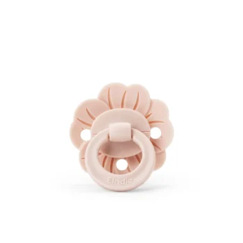 Smoczek dla niemowlaka w kształcie kwiatu w kolorze pudrowego różu. Elodie Details Smoczek Binky Bloom Newborn Powder Pink