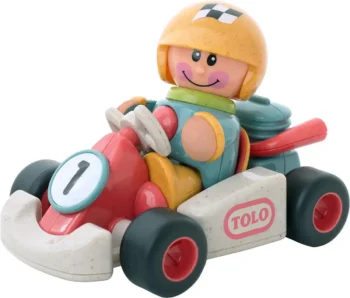 Drewniany model gokarta z kierowcą w żółtym kasku zabawka ekologiczna dla dzieci. Tolo Go-Kart Auto z zawodnikiem BIO First Friends