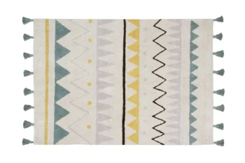Bawełniany dywan w geometryczne wzory w kolorach niebieskim żółtym i beżowym z frędzlami na krótszych bokach 140x200 cm. Lorena Canals Dywan bawełniany Azteca Natural Vintage Blue 140x200cm