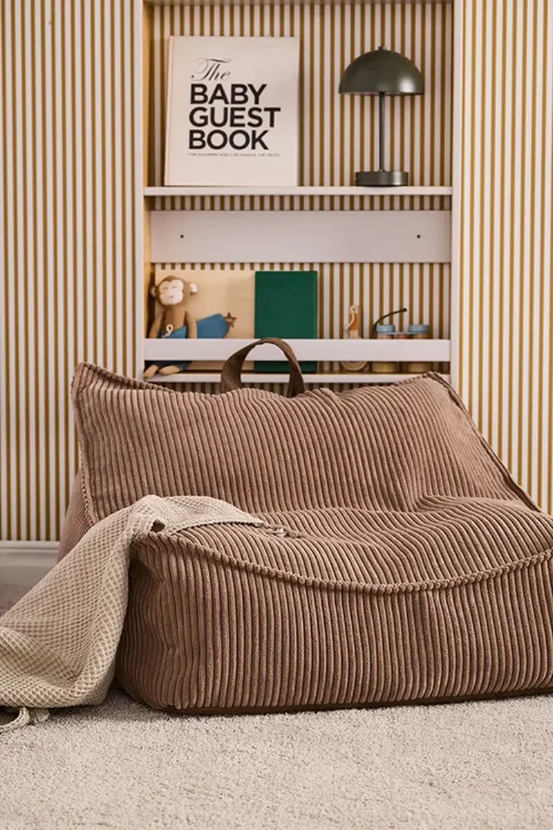 Brązowa pufa worek z miękkiego materiału dla dziecka. Kid’s Concept Pufa worek brown
