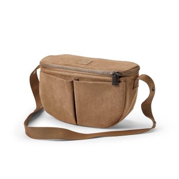 Brązowy organizer na ramię z kieszeniami zamszowy materiał dla mamy. Elodie Details Organizer Half Moon Caramel Brown