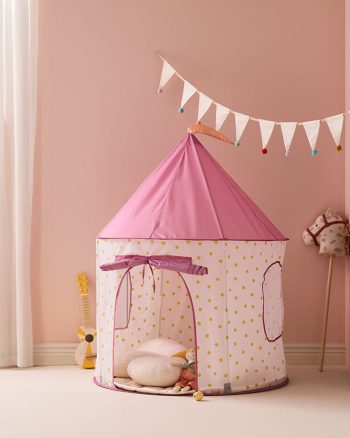 Namiot do zabawy dla dziecka biały w żółte kropki z różowym daszkiem w kształcie tipi. Kid’s Concept Namiot do zabawy w kropki różowy