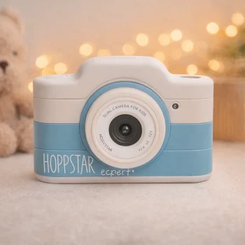 Aparat fotograficzny dla dzieci w kolorze niebiesko-białym marki Hoppstar model Expert. Hoppstar Aparat fotograficzny dla dzieci Expert Yale