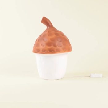 Lampka nocna LED w kształcie żołędzia czerwona cegła dla dzieci. Egmont Toys Lampka nocna LED Żołądź Czerwona cegła