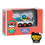 Model kolekcjonerski srebrnego samochodu z niebieską postacią w kasku dla dzieci. Djeco Autko CRAZY MOTORS ROLLER COASTER