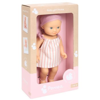 Lalka bobas dziewczynka ubrana w różową sukienkę w paski i opaskę na głowę dla dzieci powyżej 18 miesięcy. Djeco Lalka Prune32cm Dziewczynka KOLEKCJA POMEA 18 mies+