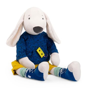 Pluszowy piesek w niebieskiej bluzce i żółtych spodenkach maskotka dla dziecka. Moulin Roty Maskotka piesek PILOU gigant H95cm