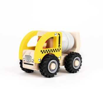 Drewniany samochód betoniarka żółty z białą mieszarką zabawka dla dziecka. Egmont Toys Drewniany samochód betoniarka