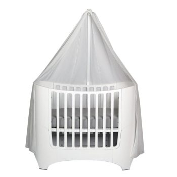 Biały baldachim z lekkiego materiału do łóżeczka dziecięcego klasycznego dla niemowlaka. Leander baldachim do łóżeczka CLASSIC Baby biały