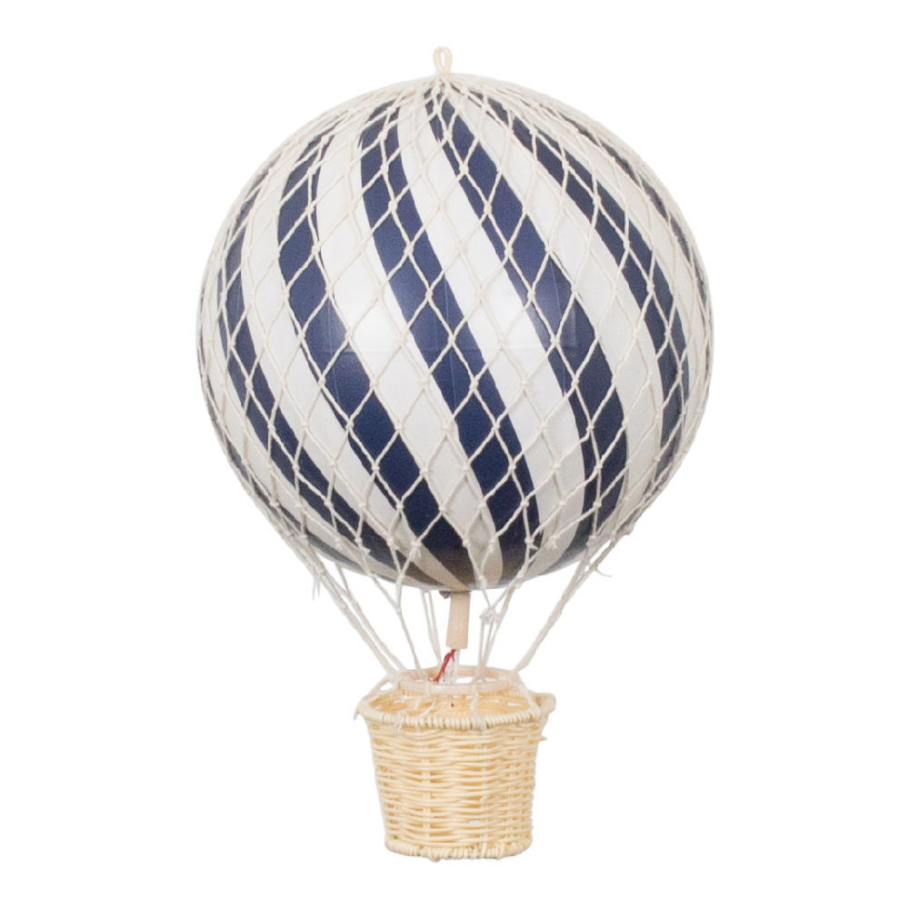 Balon dekoracyjny w kształcie gorącego powietrznego balonu w granatowo-białe paski z wiklinowym koszem. Filibabba Balon 20 cm Dark Blue