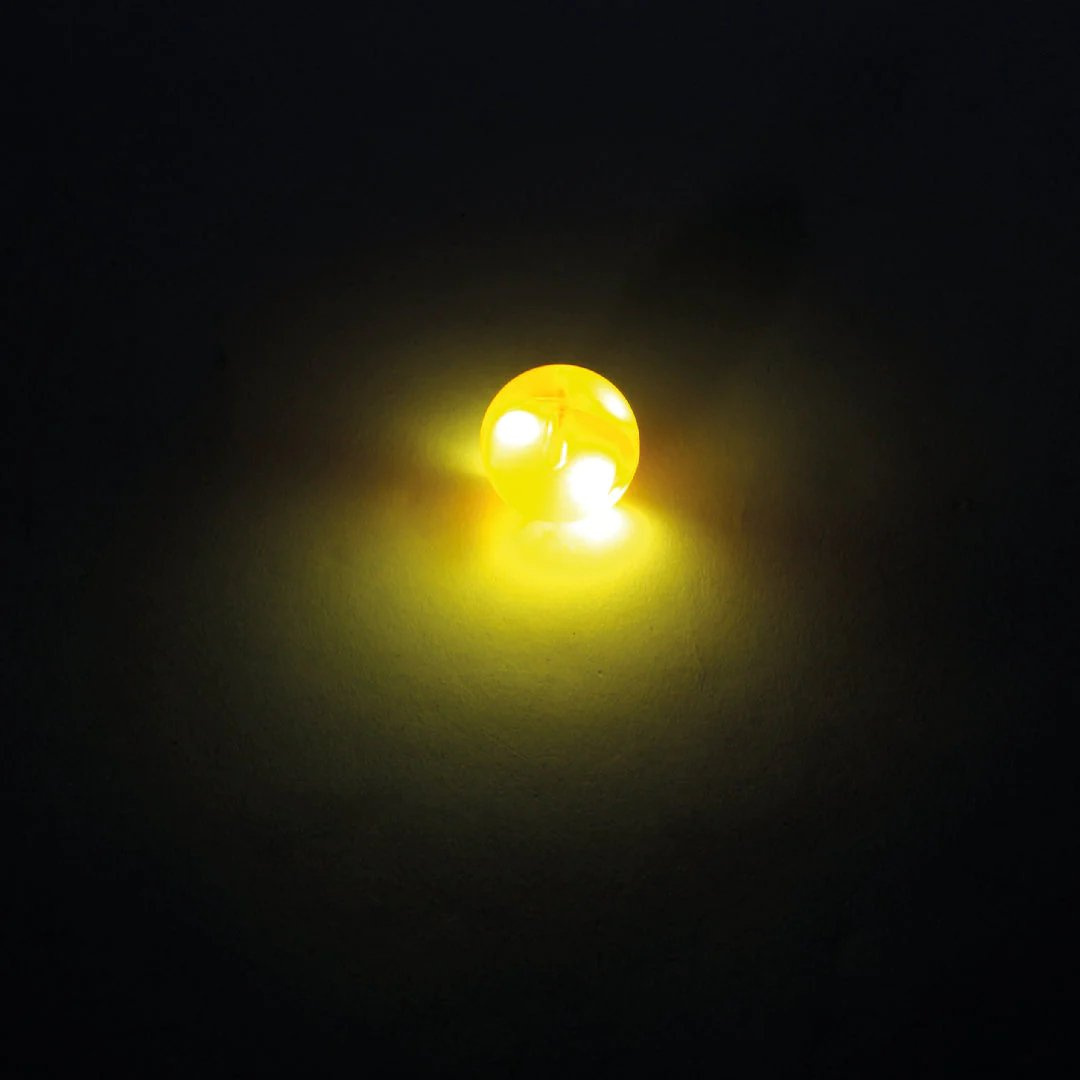 Żółta świecąca kula magnetyczna do klocków dla dzieci. Cleverclixx Klocki magnetyczne Balls Pack Dazzling Lights 4el