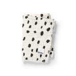 Biały kocyk bawełniany w czarne nieregularne kropki dla dziecka. Elodie Details Kocyk Soft Cotton Blanket Dalmatian Dots Grande