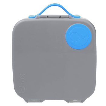 Szara śniadaniówka z niebieskim uchwytem i zamknięciem dla dziecka. b.box Lunchbox Blue Slate