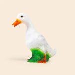 Lampka nocna LED w kształcie białej kaczuszki z zielonymi i pomarańczowymi detalami dla dzieci. Egmont Toys Lampka nocna LED Kaczuszka