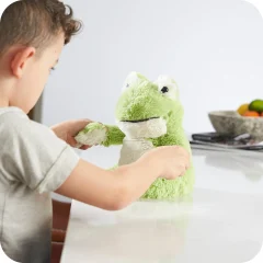 Pluszowa zielona zabawka żaba dla dziecka. Warmies Frog Żaba