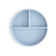 Silikonowy talerzyk dzielony dla dziecka w kolorze jasnoniebieskim. Mushie Silikonowy Talerzyk Dzielony dla Dziecka Powder Blue