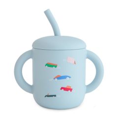 Niebieski kubek ze słomką i dwoma uchwytami z kolorowymi samochodami dla dziecka. Mushie Kubek ze słomką 175ml Retro Cars 175 ml