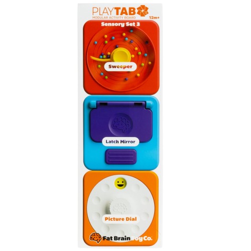 Zestaw trzech sensorycznych kwadratów w różnych kolorach z zgarniaczem kuleczek do zabawy zręcznościowej dla dzieci. Fat Brain Toy Co. PlayTab Sensoryczne Kwadraty Zestaw 3 ze Zgarniaczem Kuleczek