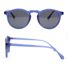 Okulary przeciwsłoneczne dziecięce w kolorze niebieskim z ciemnymi szkłami dla dzieci 9-16 lat. OKKY Okulary przeciwsłoneczne royal blue 9-16 lat