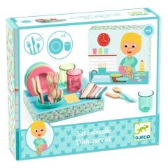 Zestaw naczyń do zabawy dla dziecka z talerzami, sztućcami, kubkami i akcesoriami w pastelowych kolorach. Djeco Odgrywanie ról zestaw naczyń