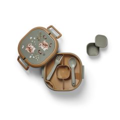 Lunchbox dla dziecka w kolorze oliwkowym z nadrukiem wiewiórek i liści, z przegródkami oraz sztućcami w środku. ELODIE DETAILS duży lunchbox Chipmunk Darling