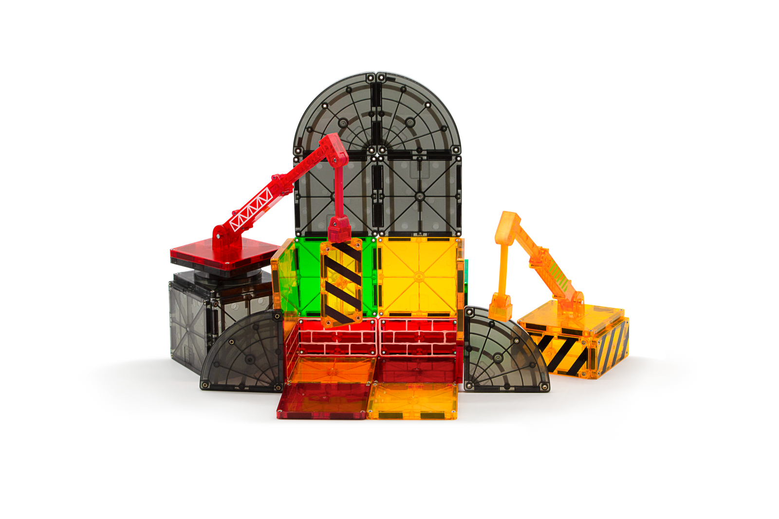 Klocki magnetyczne z elementami budowy w kolorach czerwonym żółtym pomarańczowym i szarym dla dziecka. Magna-Tiles Klocki Magnetyczne Builder 32el