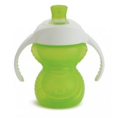 Zielony kubek treningowy z uchwytami i ustnikiem dla dziecka. munchkin Kubek treningowy z ustnikiem odpornym na gryzienie zielony 237 ml