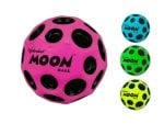 Żółta gumowa piłeczka Moon Ball z czarnymi otworami perforacyjnymi. Waboba Piłeczka Moon Ball żółta