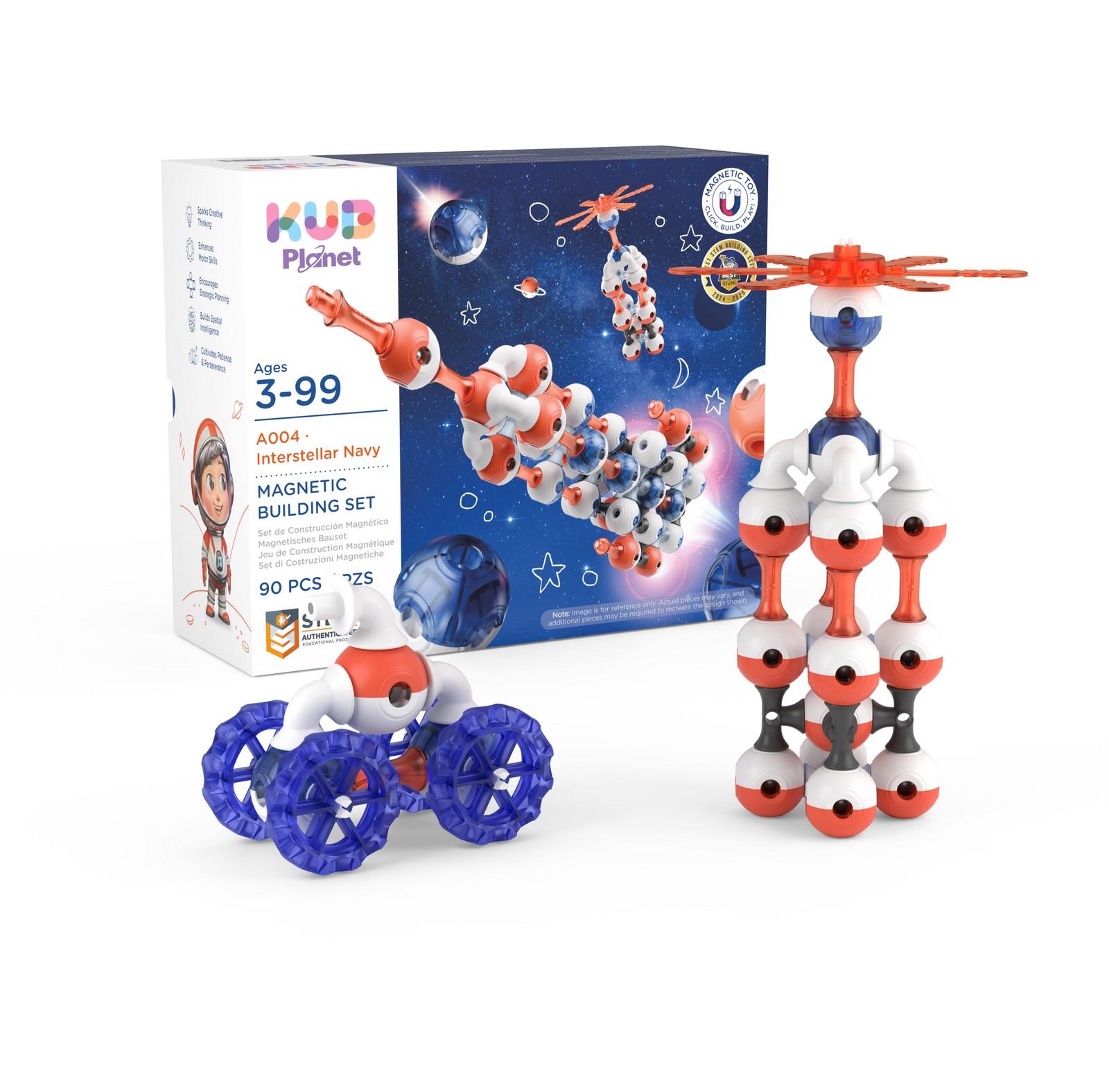 Magnetyczne klocki konstrukcyjne 3D w kolorach granatowym, niebieskim, białym i czerwonym, z przykładowymi modelami robota i pojazdu, 90 elementów